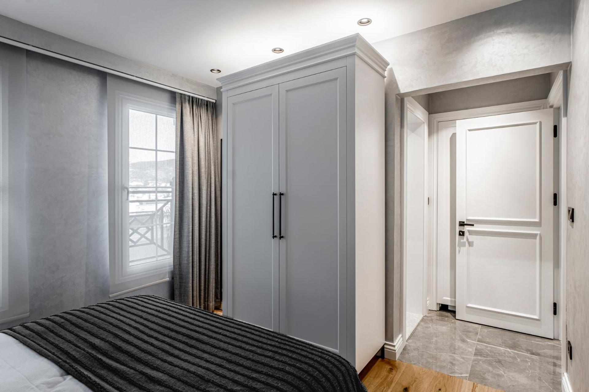 Hotel Ena Boutique & Residences